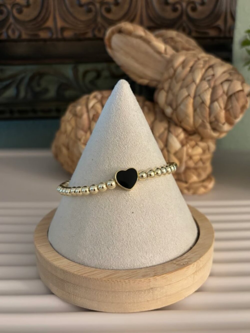 BB Lila Hug Tugs Bracelet- black heart